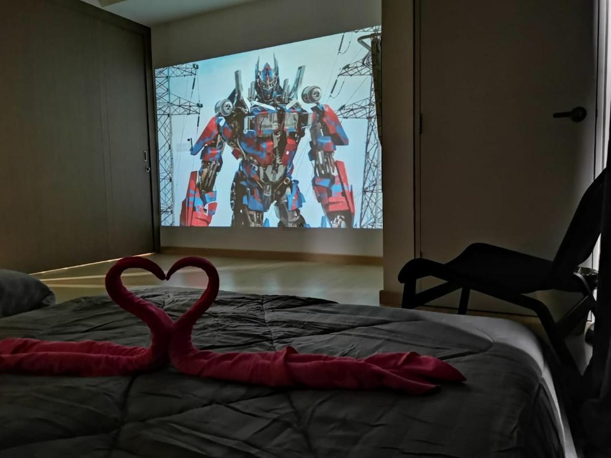 Dsara Big Cinema Netflix Projector Next Sb Hospital Apartment Sungai Buloh Exterior photo